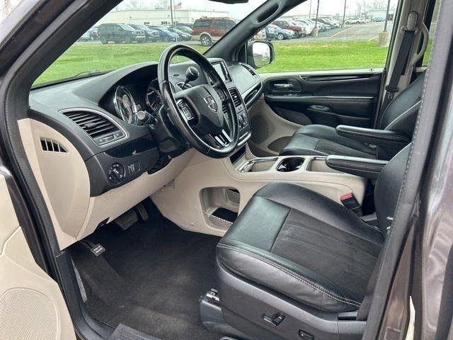 Dodge Grand Caravan  2020