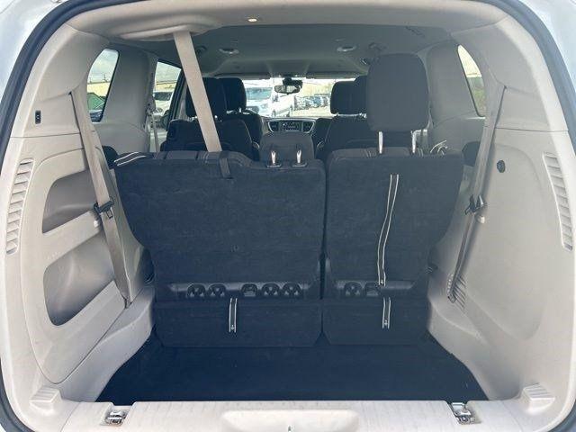 Chrysler Voyager  2023