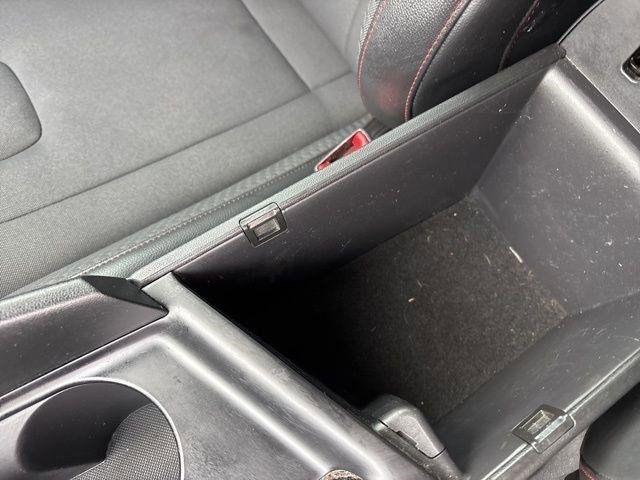 Hyundai Elantra  2022