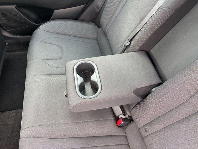 Hyundai Elantra  2022