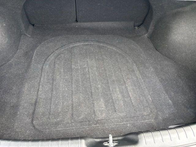 Hyundai Elantra  2022