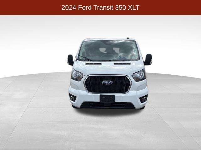 Ford Transit Passenger Wagon  2024