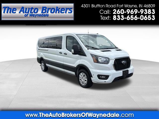 Ford Transit Passenger Wagon  2024