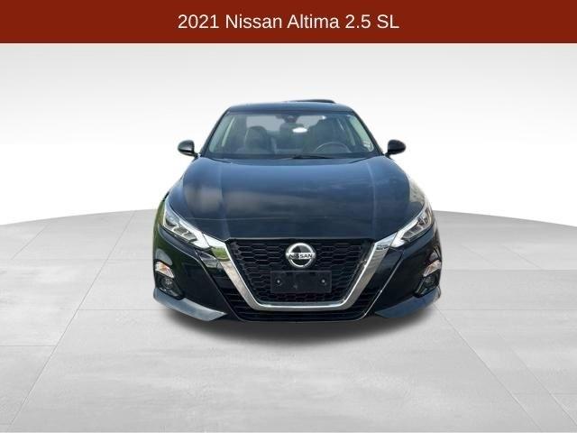Nissan Altima  2021