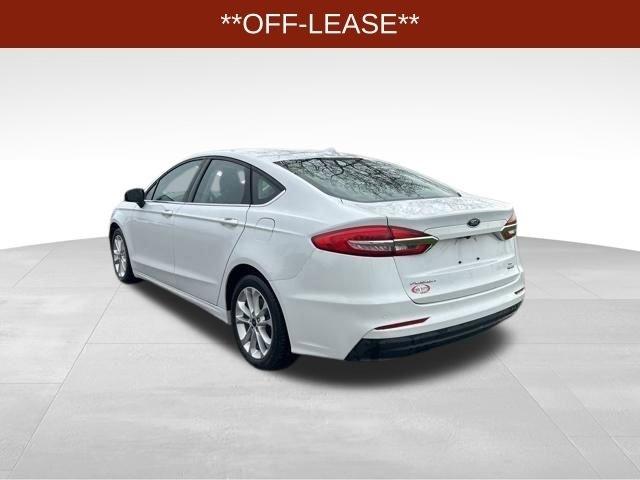 Ford Fusion Hybrid  2020