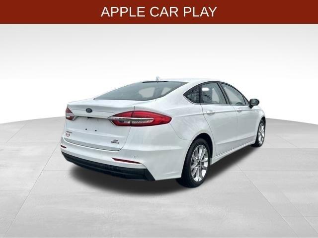 Ford Fusion Hybrid  2020