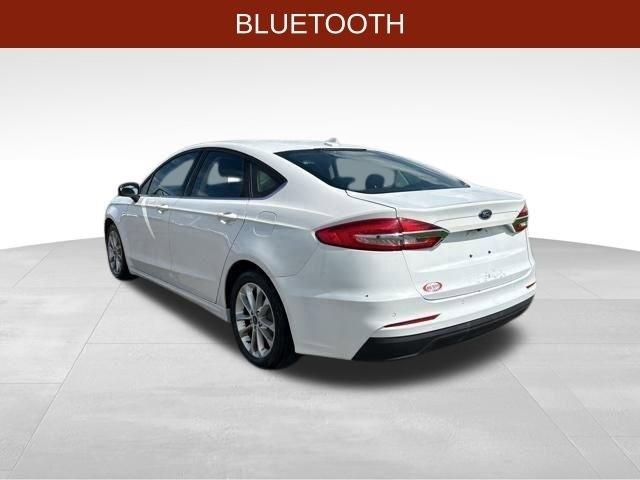 Ford Fusion Hybrid  2020