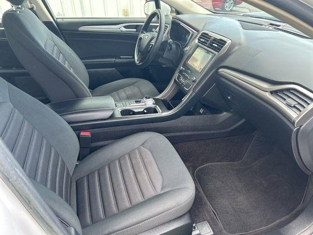 Ford Fusion Hybrid  2019