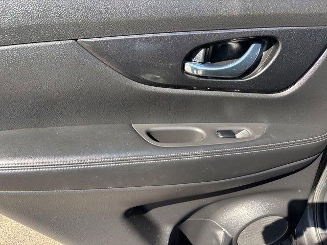 Nissan Rogue  2017