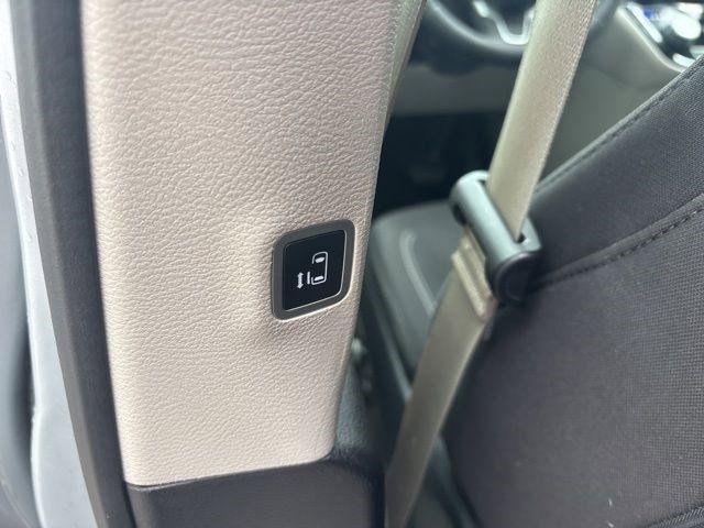 Chrysler Voyager  2023
