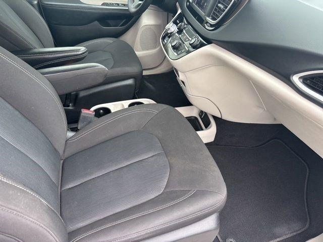 Chrysler Voyager  2023