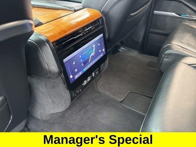Jeep Grand Wagoneer Series III 4WD 2022
