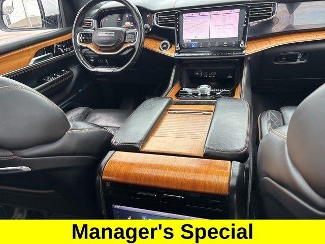 Jeep Grand Wagoneer Series III 4WD 2022