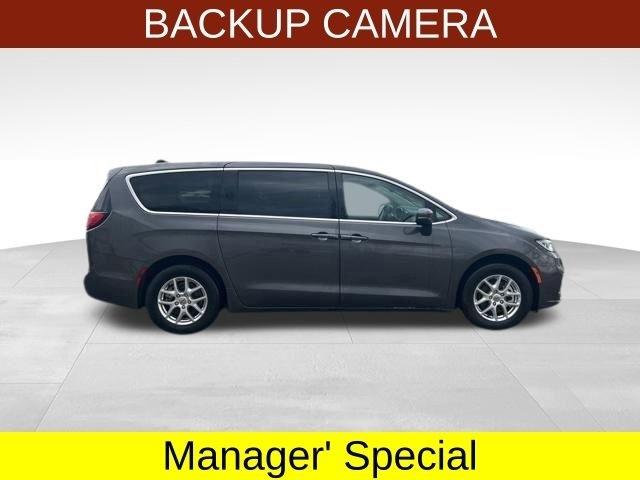Chrysler Pacifica Touring L 2023