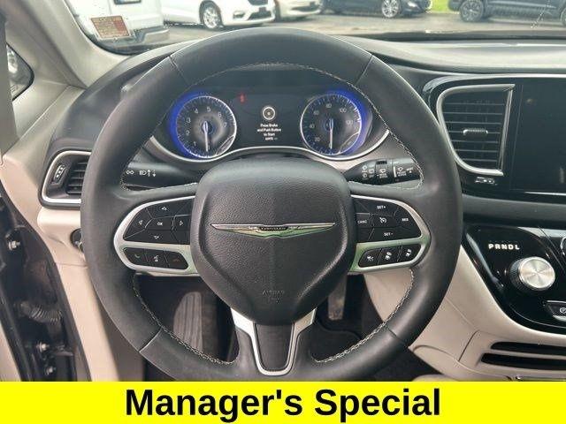 Chrysler Pacifica Touring L 2023