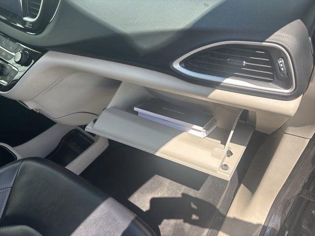 Chrysler Pacifica  2023