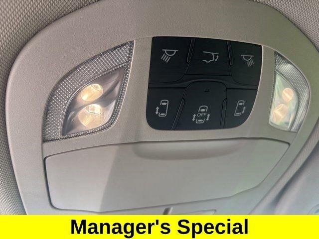 Chrysler Pacifica Touring L 2023