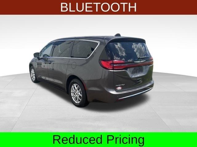 Chrysler Pacifica Touring L 2023