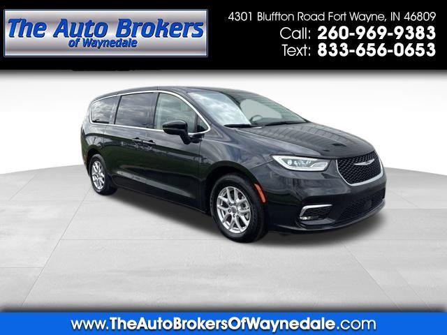 Chrysler Pacifica  2023