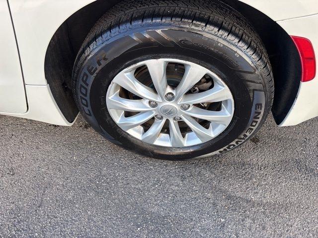 Chrysler Pacifica  2017