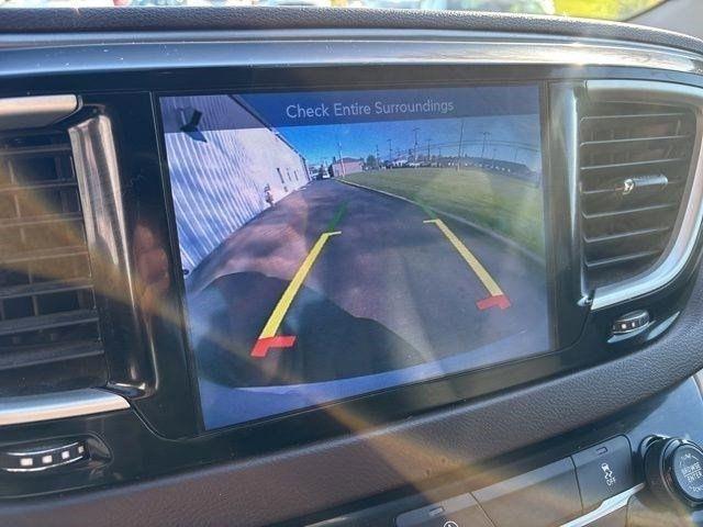 Chrysler Pacifica  2017