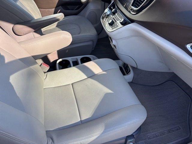 Chrysler Pacifica  2017