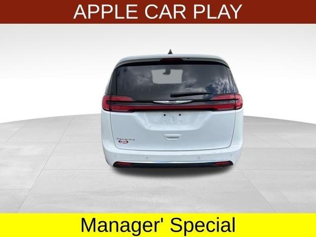 Chrysler Pacifica Touring L 2023