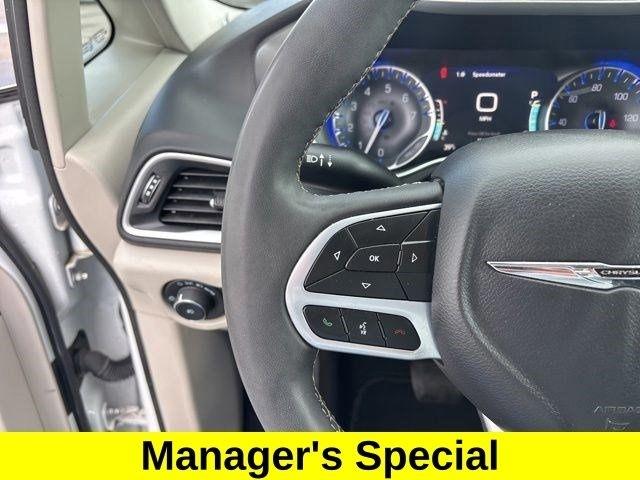 Chrysler Pacifica Touring L 2023