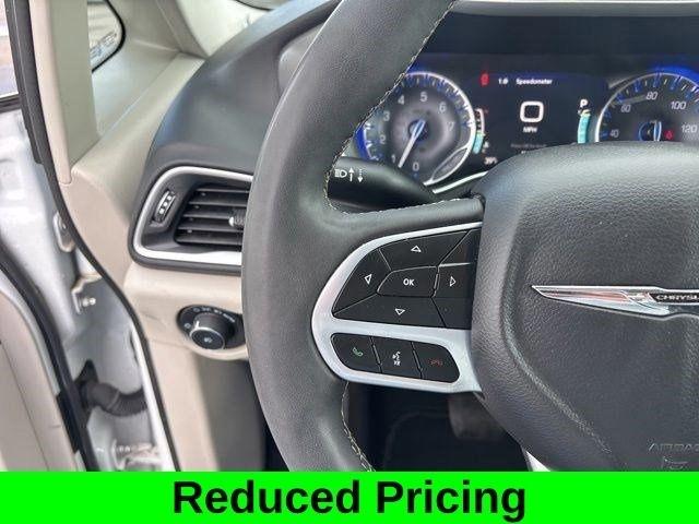 Chrysler Pacifica Touring L 2023