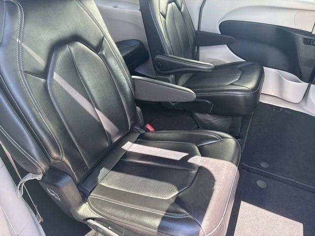 Chrysler Pacifica  2023