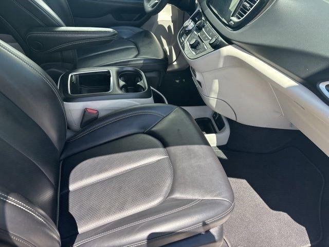 Chrysler Pacifica  2023