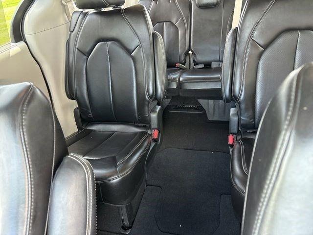 Chrysler Pacifica  2023