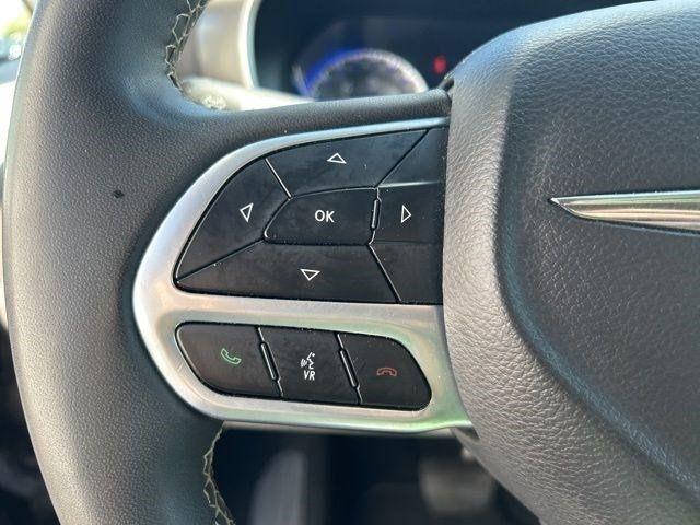 Chrysler Pacifica  2023
