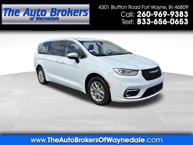 Chrysler Pacifica  2023