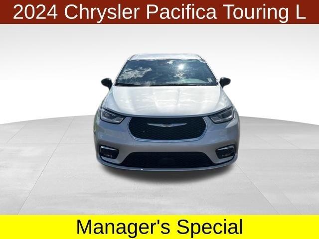 Chrysler Pacifica Touring L 2024