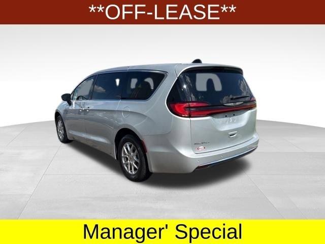 Chrysler Pacifica Touring L 2024