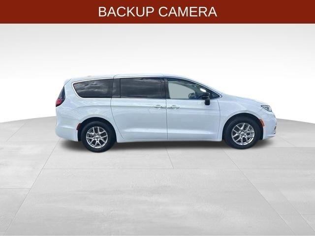 Chrysler Pacifica  2024