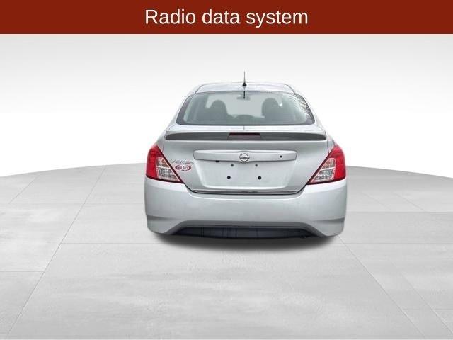 Nissan Versa Sedan  2019