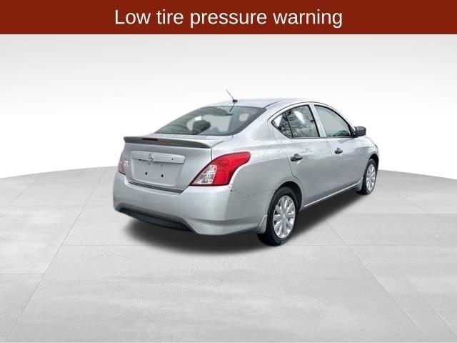 Nissan Versa Sedan  2019