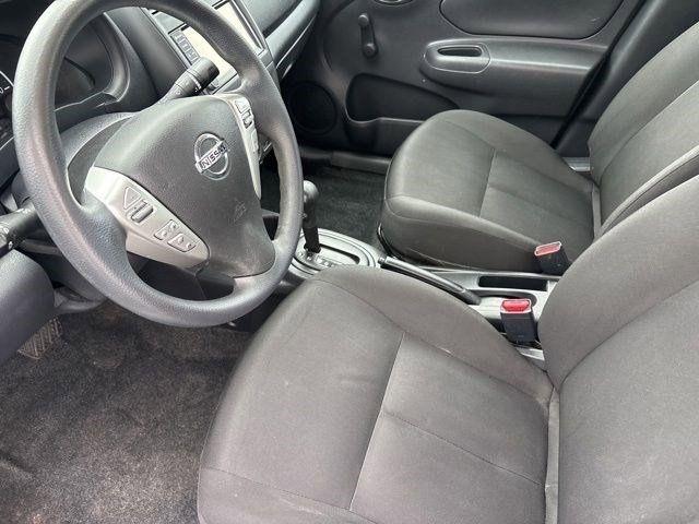 Nissan Versa Sedan  2019