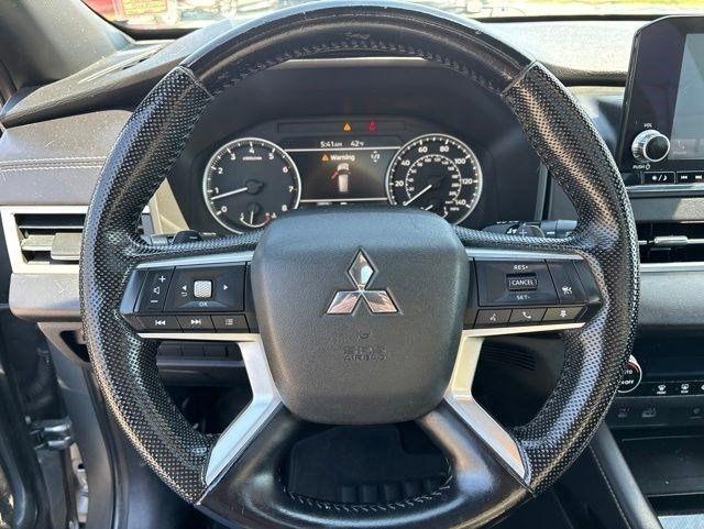 Mitsubishi Outlander  2022