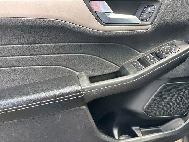 Ford Escape  2022