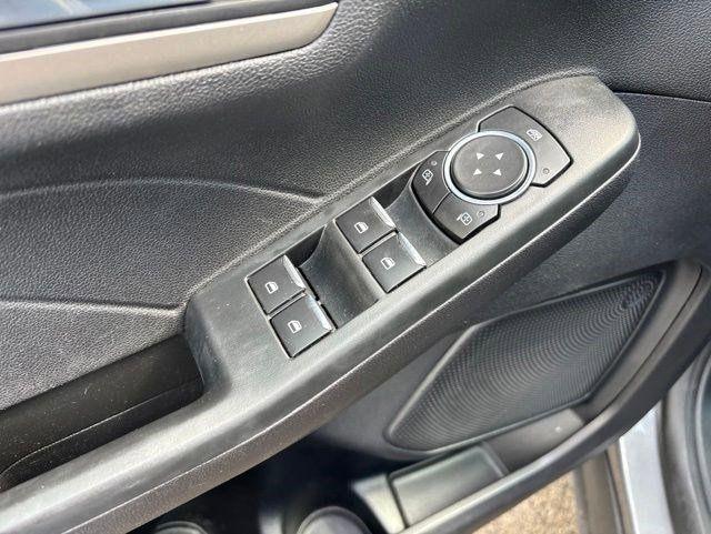 Ford Escape  2022