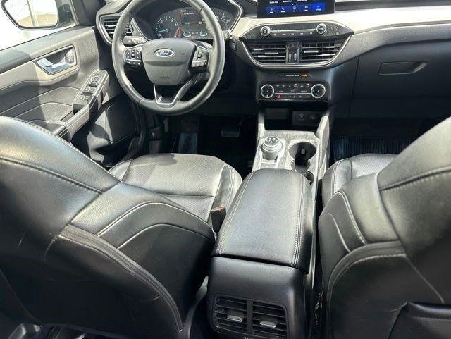 Ford Escape  2022