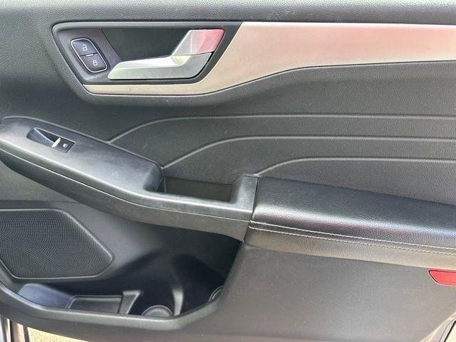 Ford Escape  2022