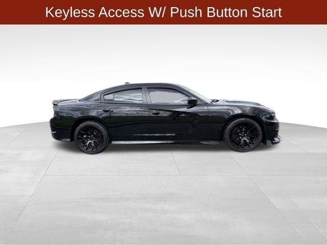 Dodge Charger  2021