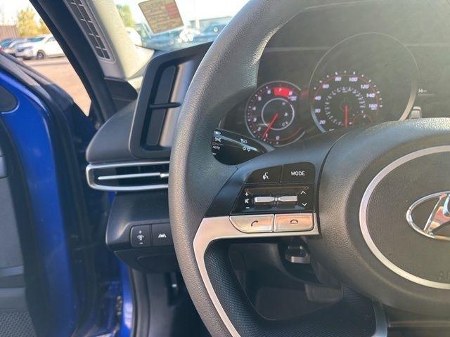 Hyundai Elantra  2023