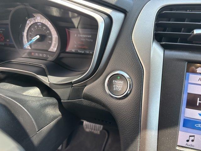 Ford Fusion Hybrid  2019