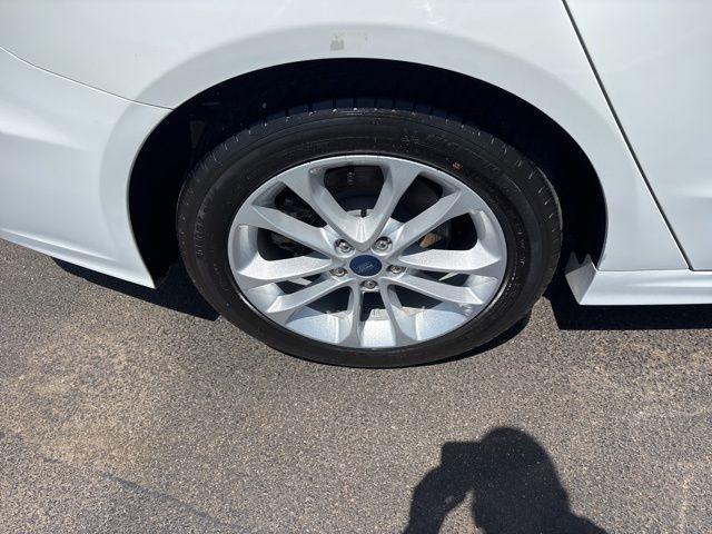 Ford Fusion Hybrid  2019