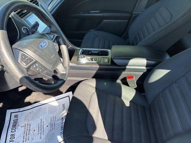 Ford Fusion Hybrid  2019
